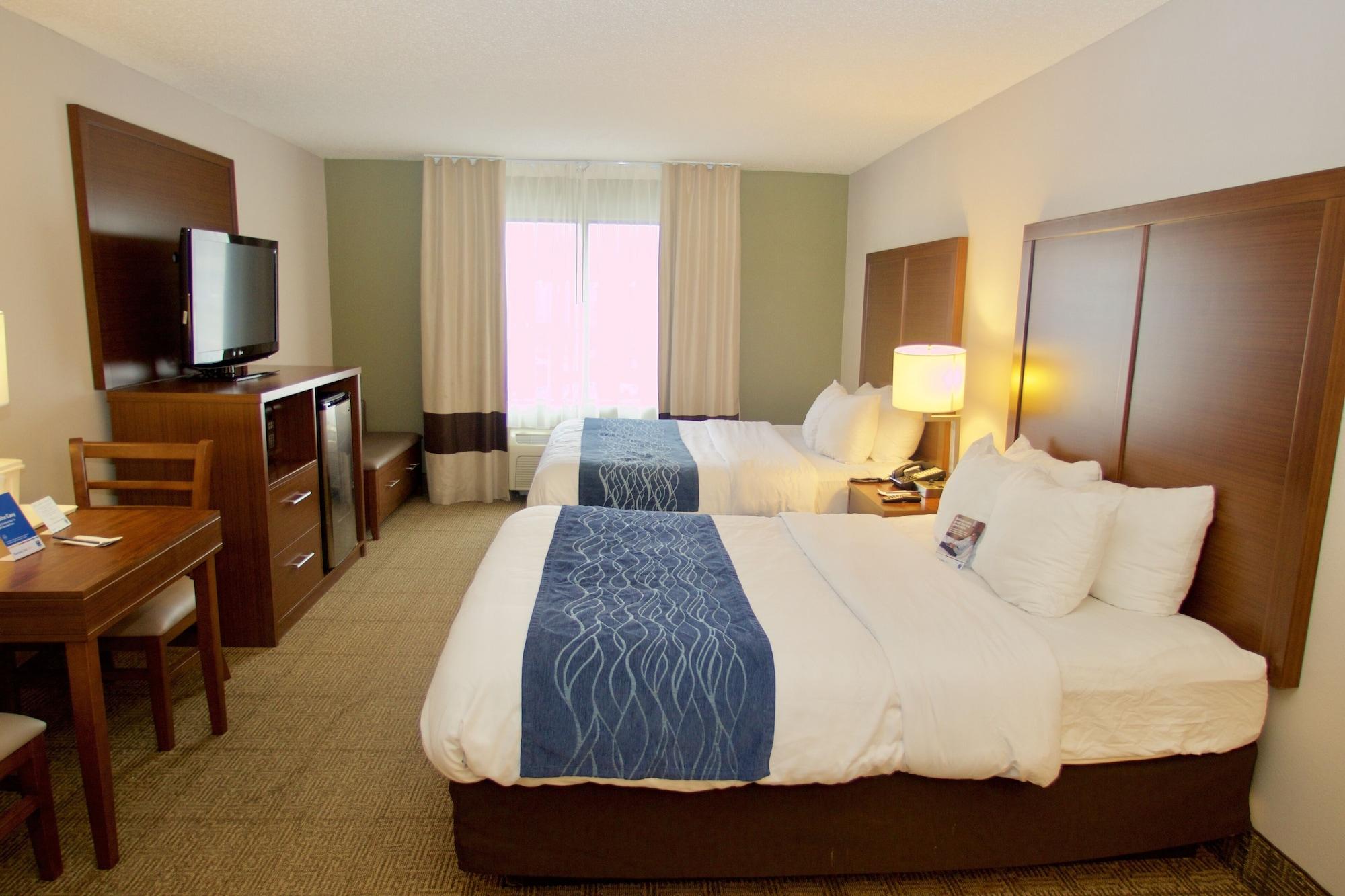Comfort Inn Near Quantico Main Gate North Дъмфрис Екстериор снимка