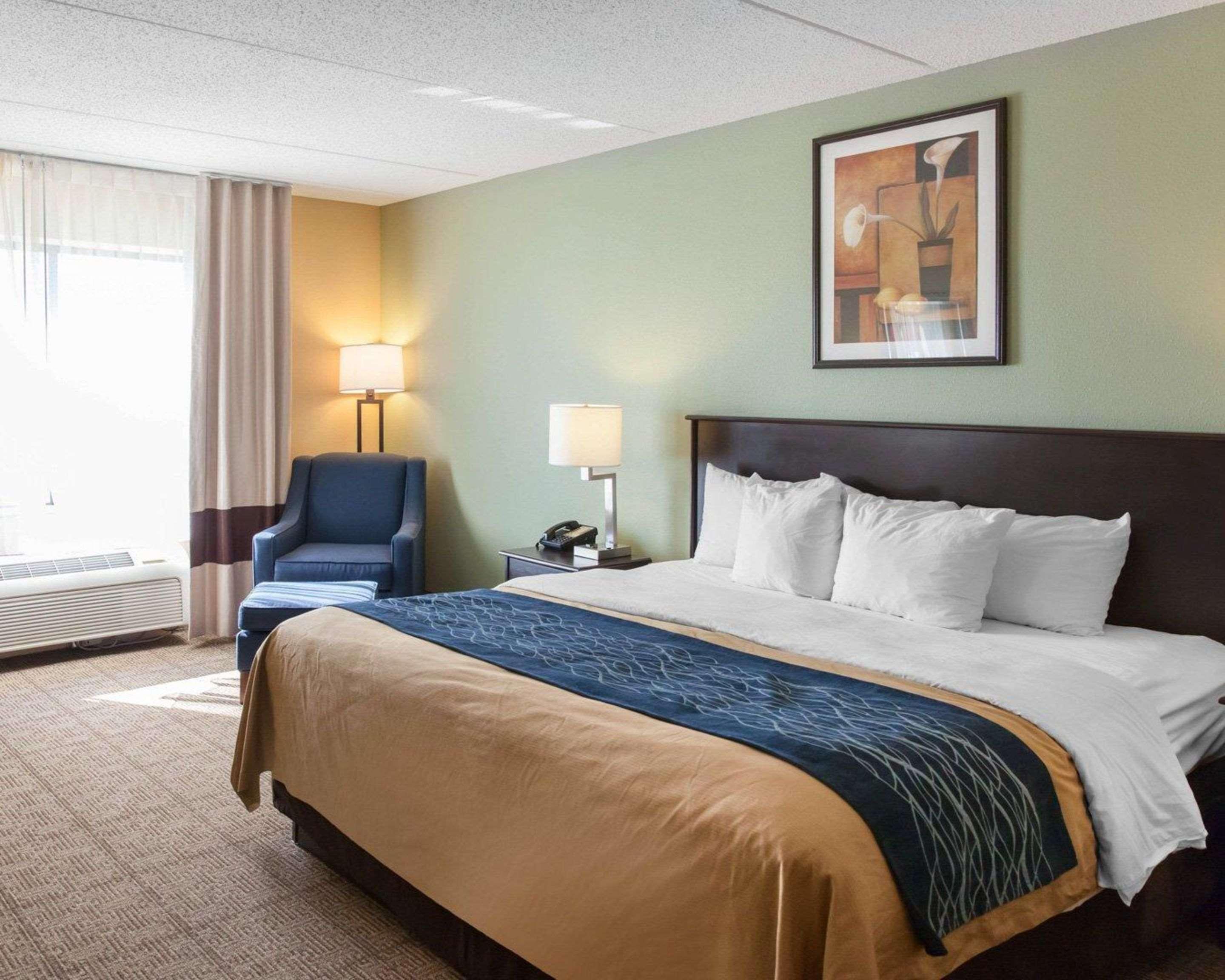 Comfort Inn Near Quantico Main Gate North Дъмфрис Екстериор снимка